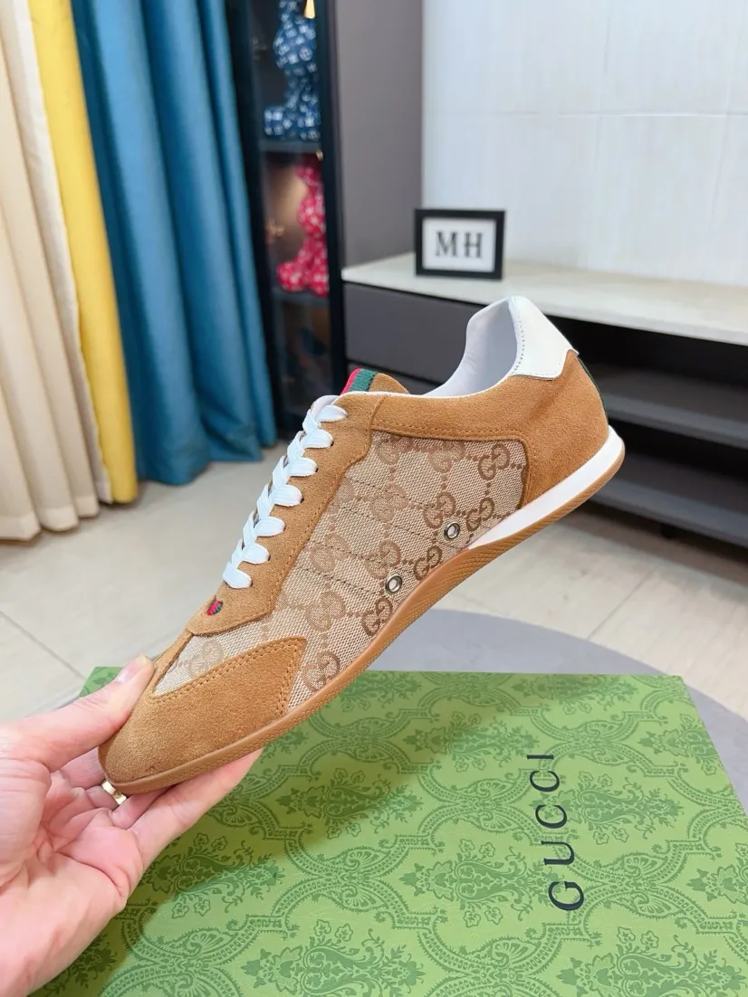 Men's shoes 💰458🌹🌹[GUCCI] Gucci's new lace-up casual men's shoes are on the market first, and the materials and workmanship are superior to all versions on the market. The highest quality shipped first-layer cowhide with imported original perforated materials➕Genuine leather lining, privately molded soft outsole, high foot comfort, imported special materials highlight the brand's unique charm, high-end customization 38-44
